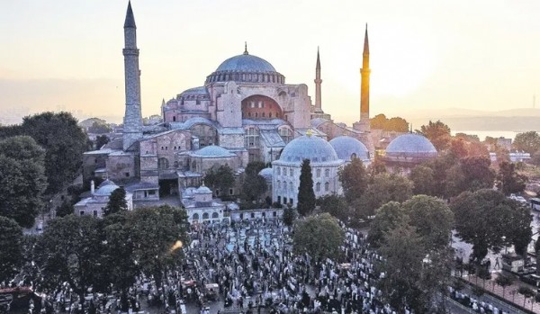Millet Seçti Türkiye Güçlendi! Cumhurbaşkanı Erdoğan Liderliğinde 12 Yılda Tarihi Değişim